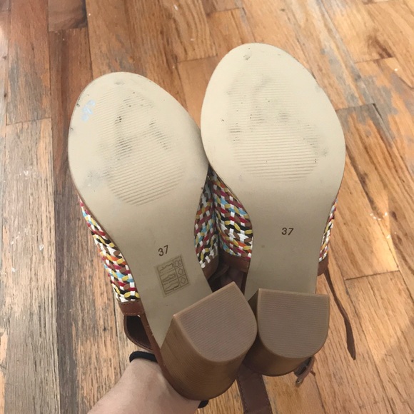 Multicolor leather woven chunky heel sandal - Picture 4 of 6